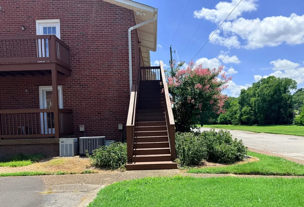 201 Brooke Castle Drive Hermitage TN 37076