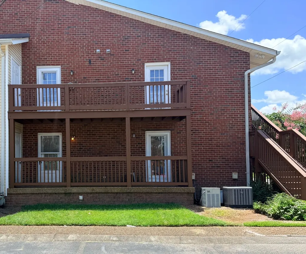 201 Brooke Castle Drive Hermitage TN 37076