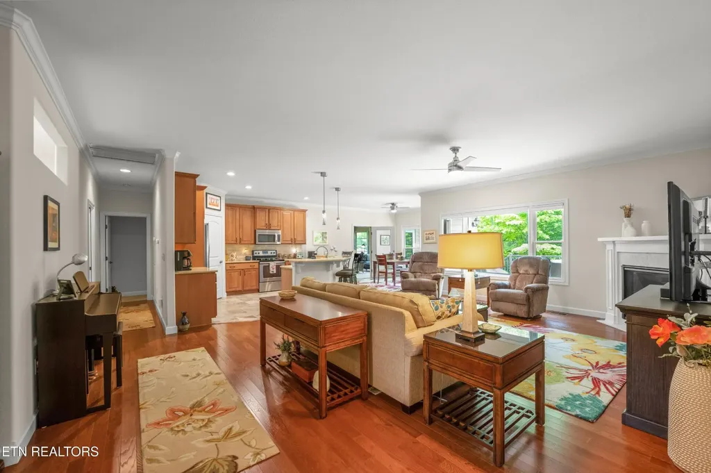 18 Cedar Ridge Circle Crossville TN 38558