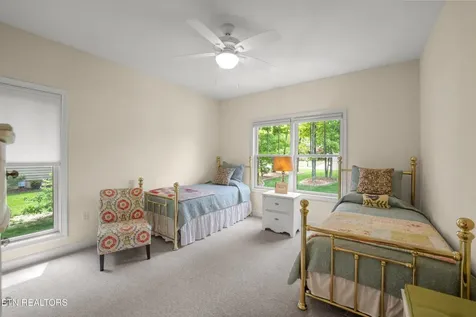 18 Cedar Ridge Circle Crossville TN 38558