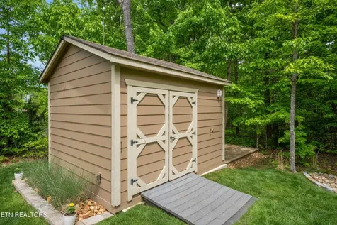 18 Cedar Ridge Circle Crossville TN 38558