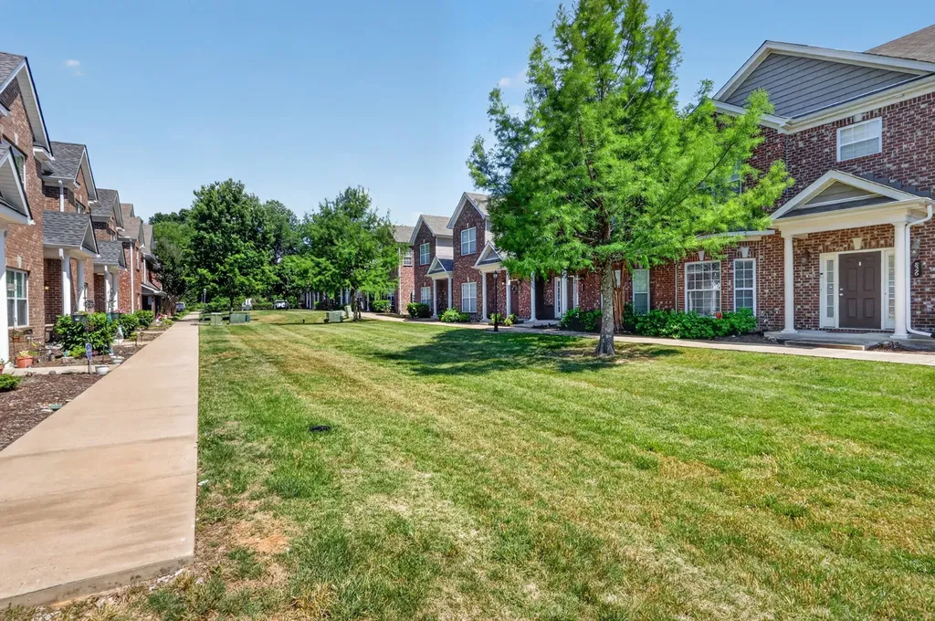 820 General Cabot Court Murfreesboro TN 37129