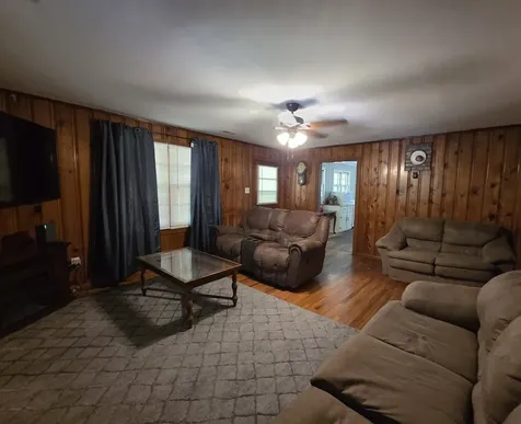 1316 Owl Hollow Road Linden TN 37096