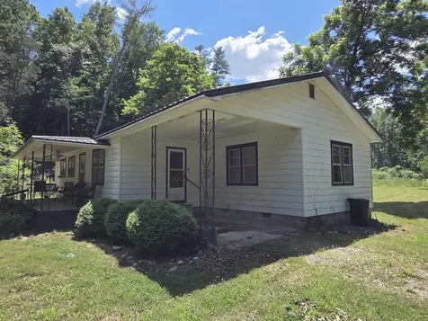 1316 Owl Hollow Road Linden TN 37096