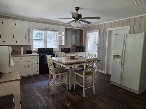 1316 Owl Hollow Road Linden TN 37096