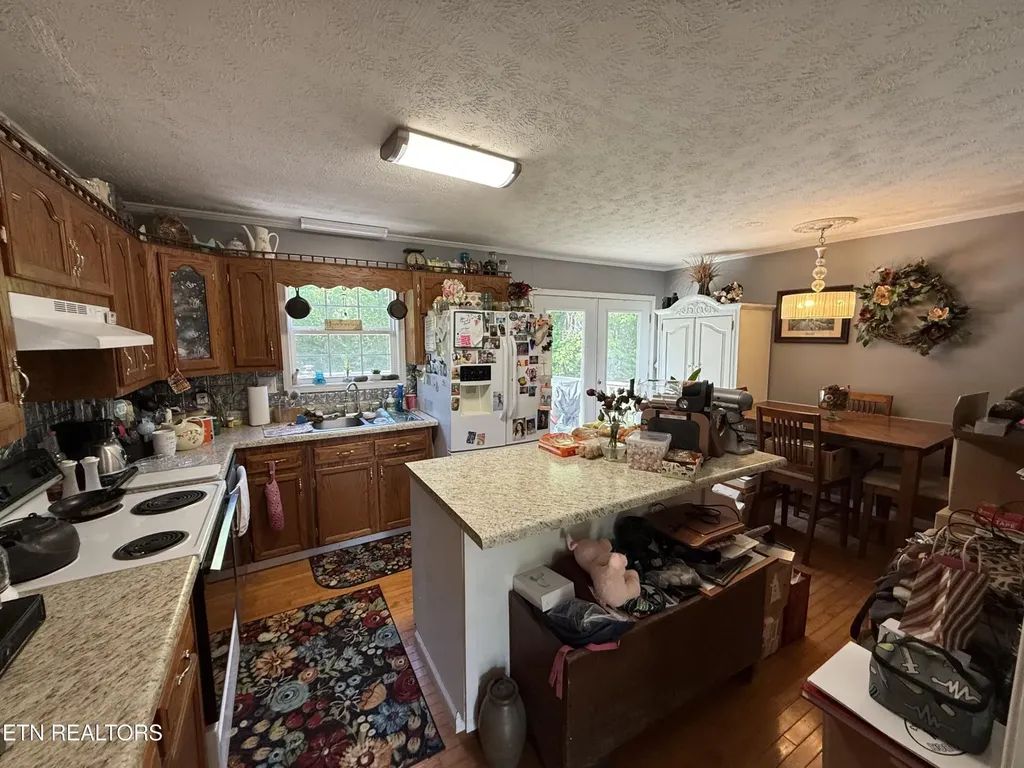 1045 Pearl Hinds Road Jamestown TN 38556