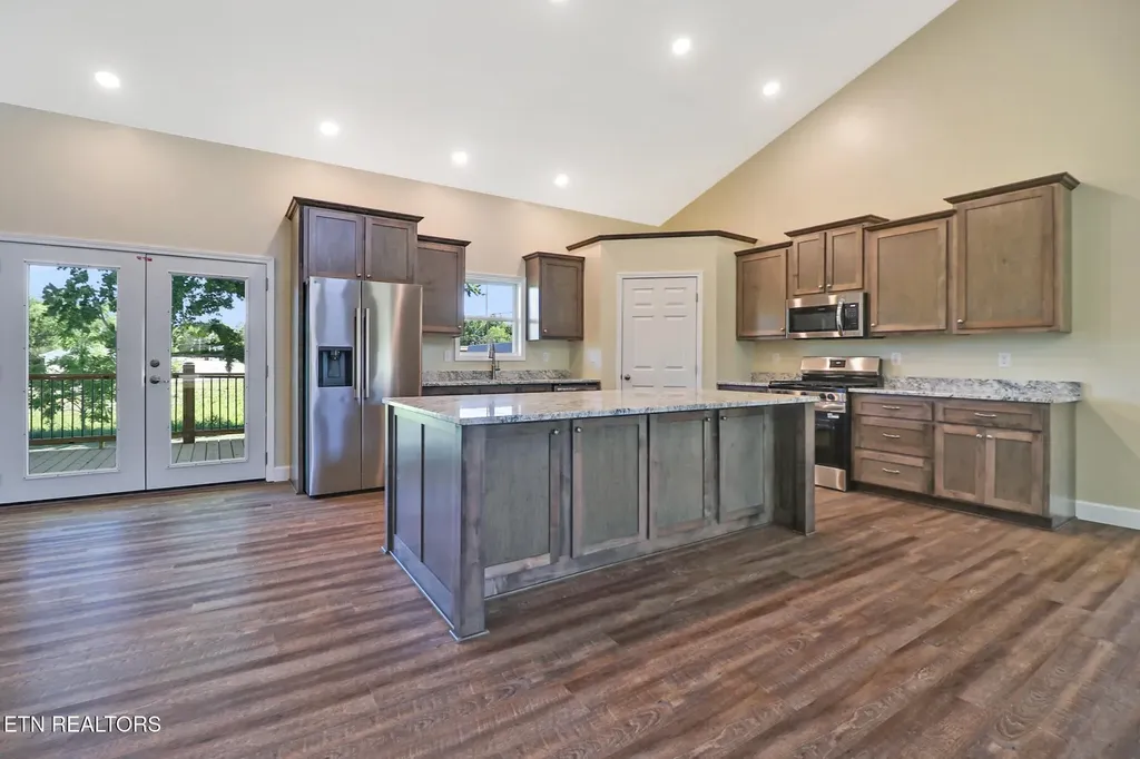 103 N Duncan Street Jamestown TN 38556
