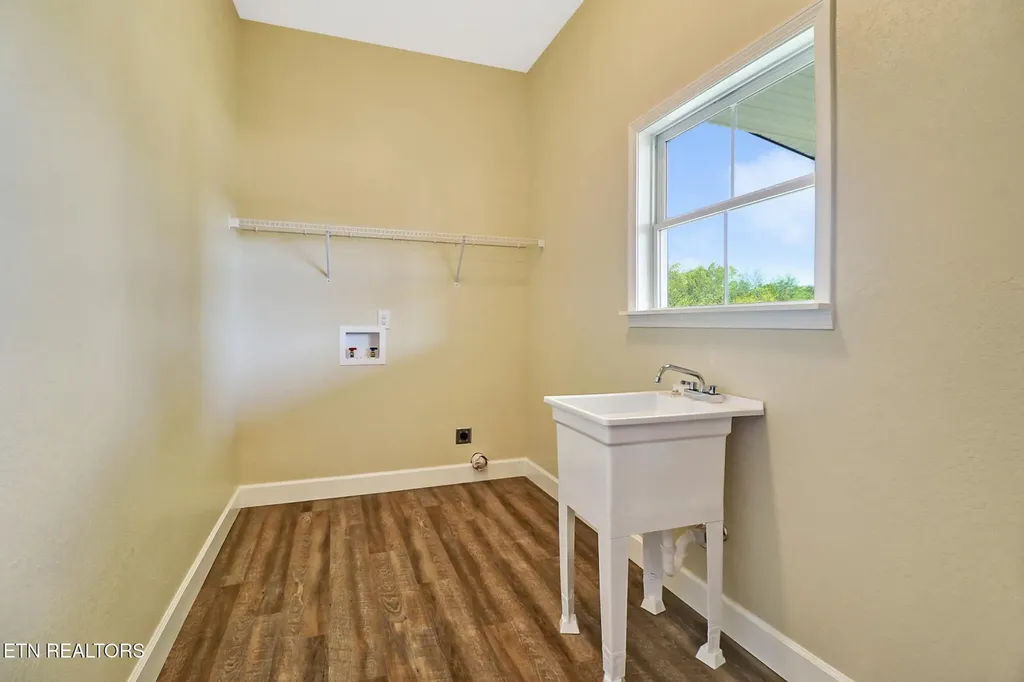 103 N Duncan Street Jamestown TN 38556