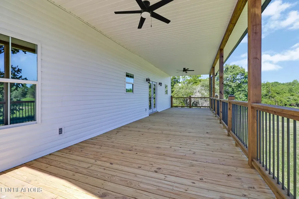 103 N Duncan Street Jamestown TN 38556
