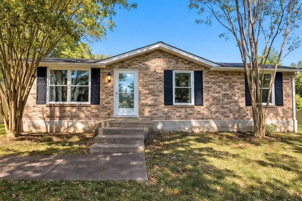 127 King Cole Drive Clarksville TN 37042