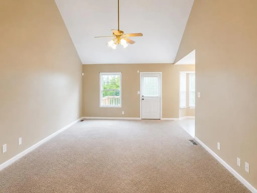 168 Kings Deer Drive Clarksville TN 37042