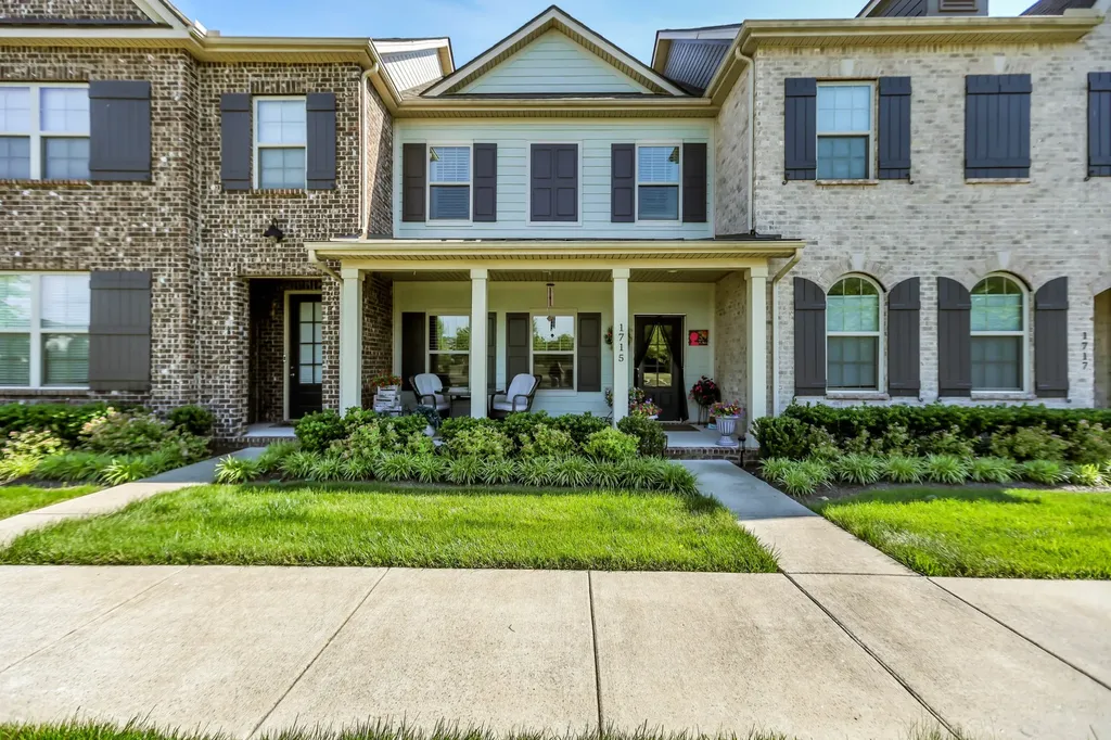 1715 Old Drakes Creek Road Hendersonville TN 37075