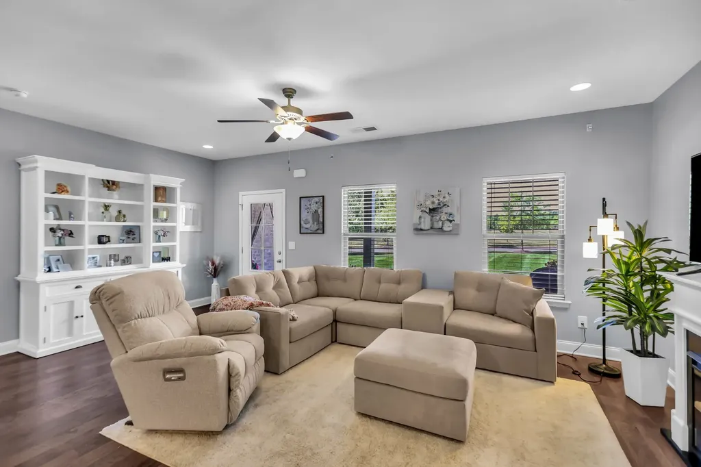 1715 Old Drakes Creek Road Hendersonville TN 37075