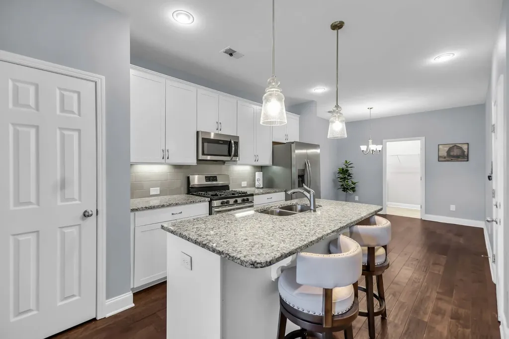 1715 Old Drakes Creek Road Hendersonville TN 37075