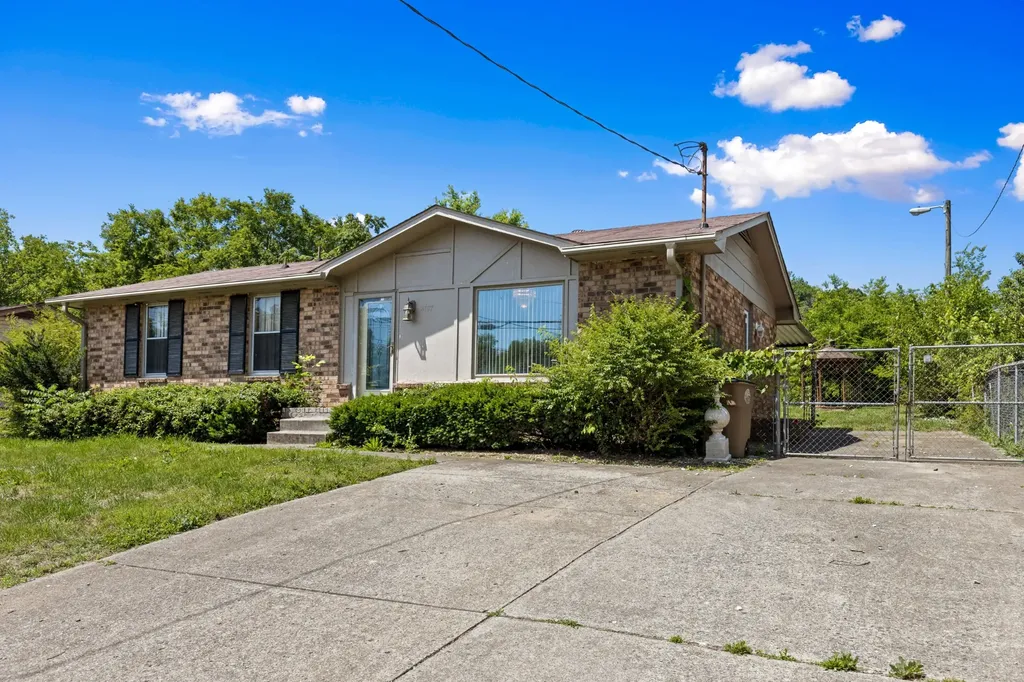 4137 Boyd Drive Nashville TN 37218