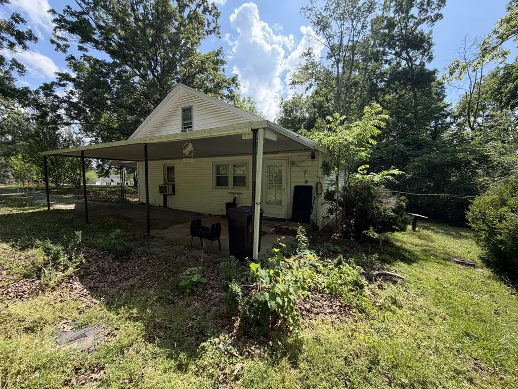 970 Yellow Creek Road Dickson TN 37055