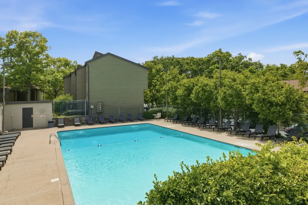 256 Summit Ridge Drive Nashville TN 37215