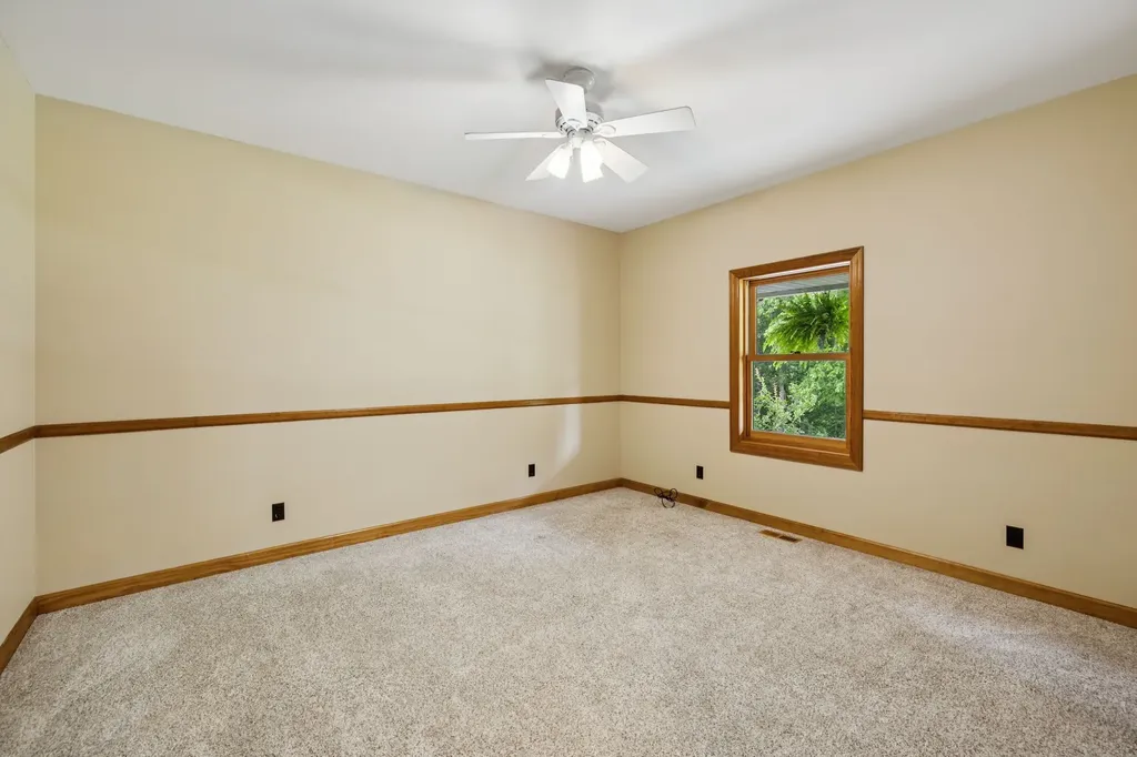 4255 Mcfall Road Cumberland City TN 37050