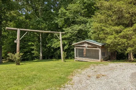 4255 Mcfall Road Cumberland City TN 37050
