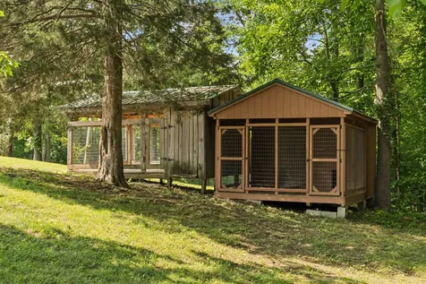 4255 Mcfall Road Cumberland City TN 37050