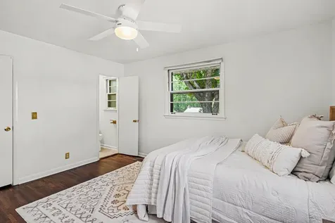 1908 Pinehurst Drive Nashville TN 37216