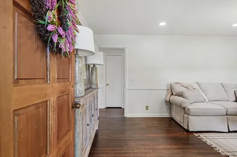 1908 Pinehurst Drive Nashville TN 37216