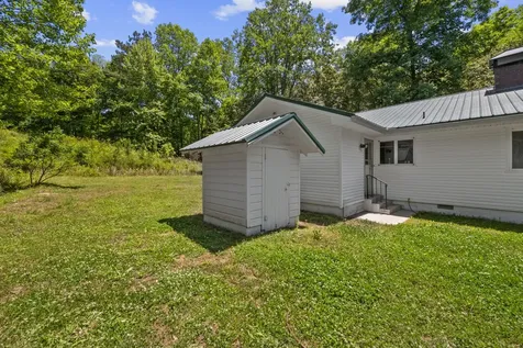 115 Buddy Nutt Road Lawrenceburg TN 38464