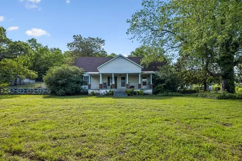 97 Seabo Valley Lane Hickman TN 38567
