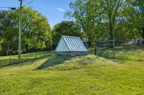 97 Seabo Valley Lane Hickman TN 38567