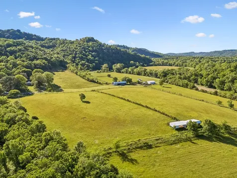 97 Seabo Valley Lane Hickman TN 38567