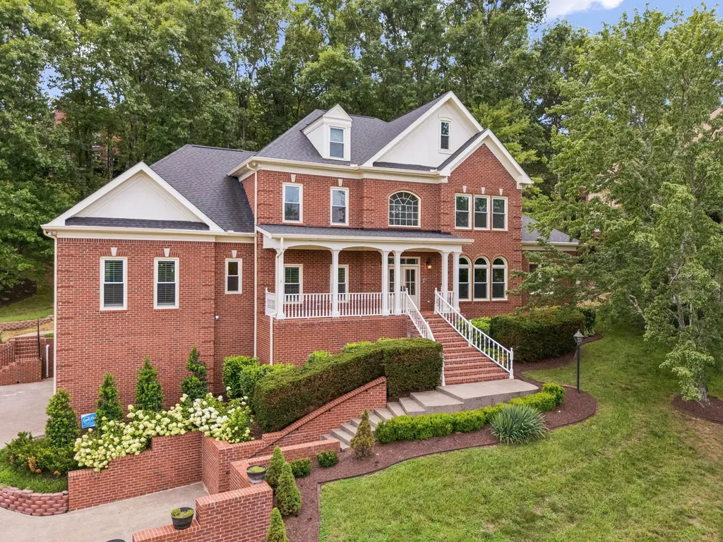 512 Grand Oaks Drive Brentwood TN 37027