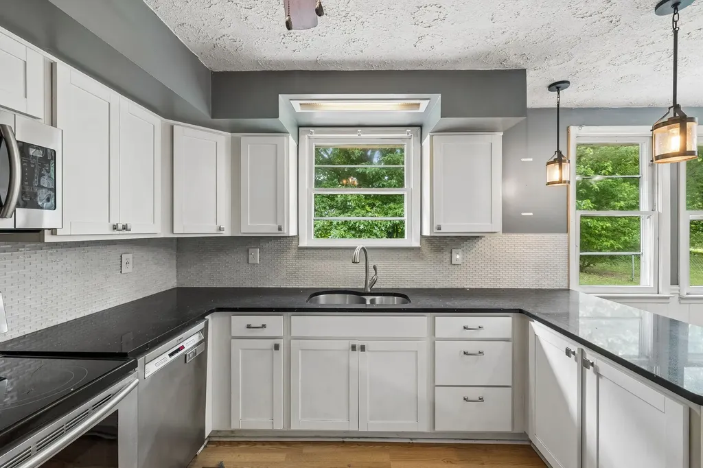 11170 Challenge Drive Bon Aqua TN 37025