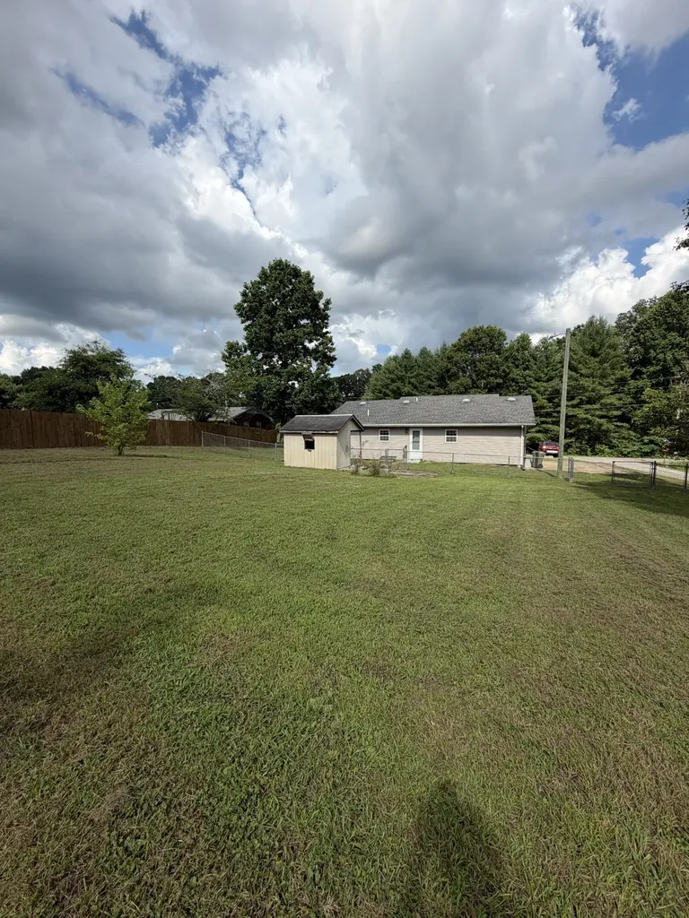 499 Belew Drive Lawrenceburg TN 38464