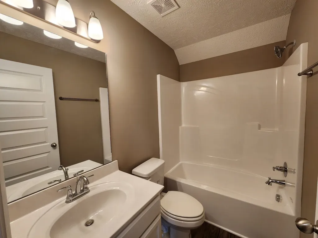 2902 Valley Farms Drive Christiana TN 37037