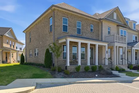 156 Nearwater Place Hendersonville TN 37075