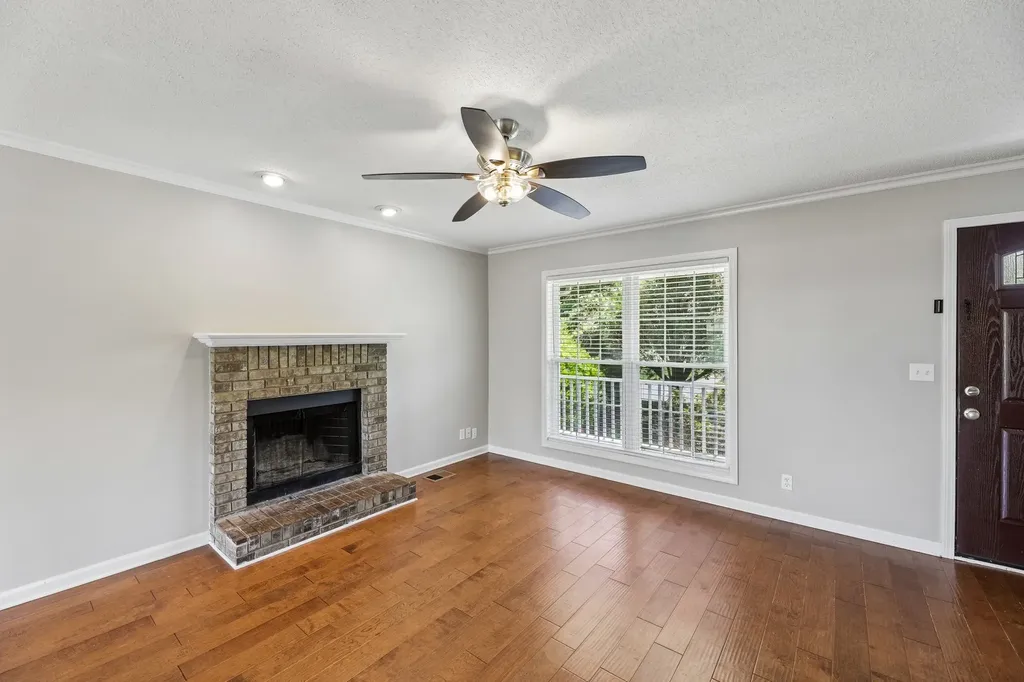 1035 Summerhaven Road Clarksville TN 37042