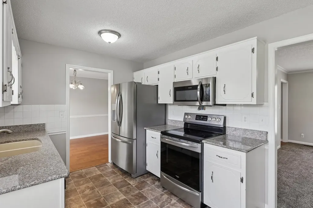 1035 Summerhaven Road Clarksville TN 37042