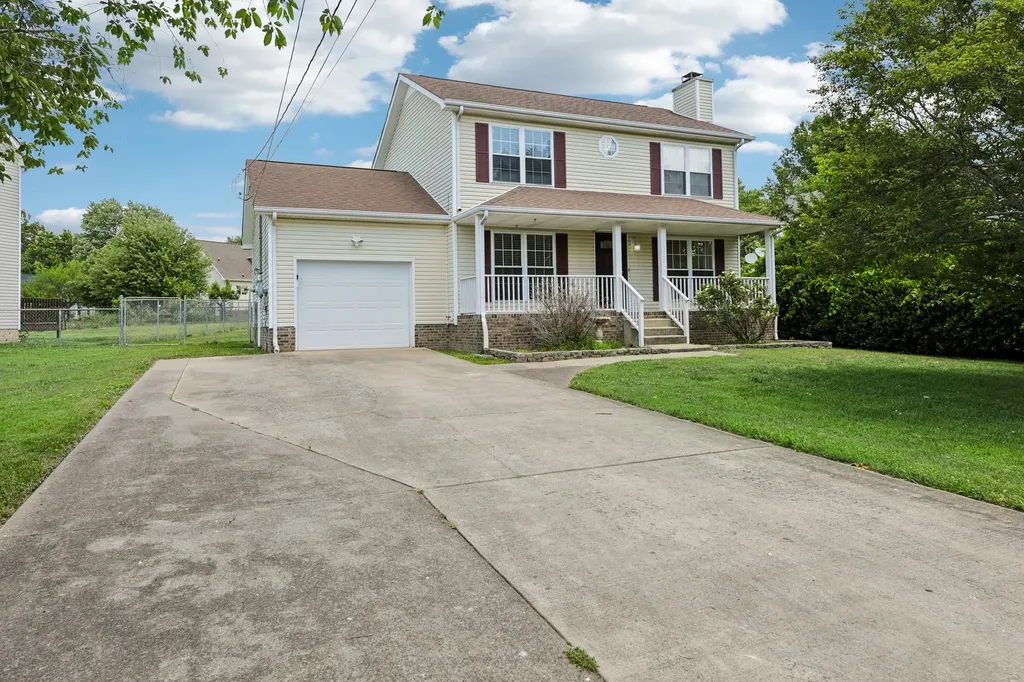 1035 Summerhaven Road Clarksville TN 37042