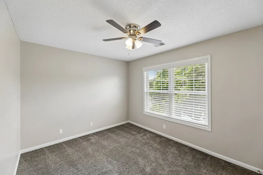 1035 Summerhaven Road Clarksville TN 37042