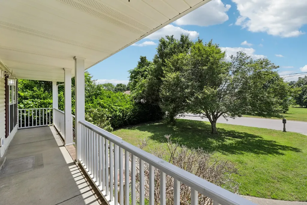 1035 Summerhaven Road Clarksville TN 37042