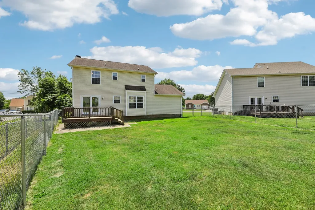 1035 Summerhaven Road Clarksville TN 37042