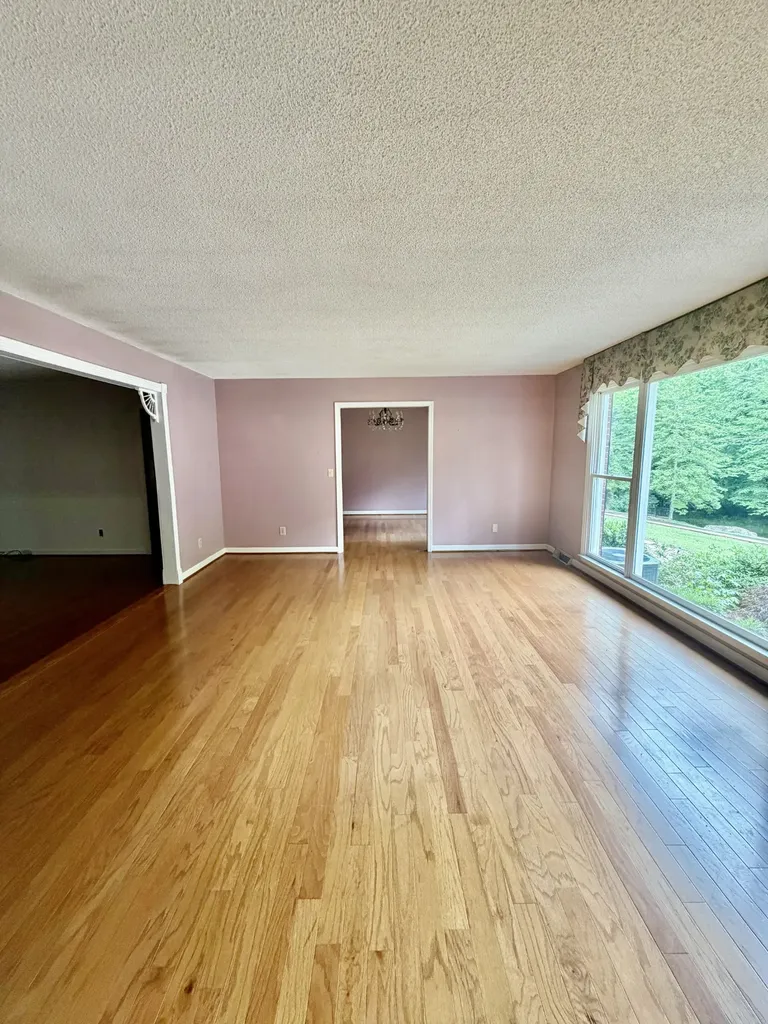 230 Raven Bluff Road Lawrenceburg TN 38464