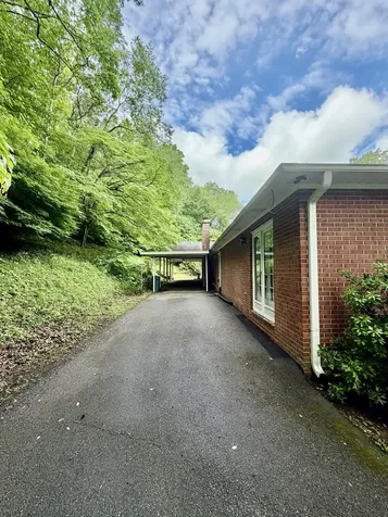 230 Raven Bluff Road Lawrenceburg TN 38464