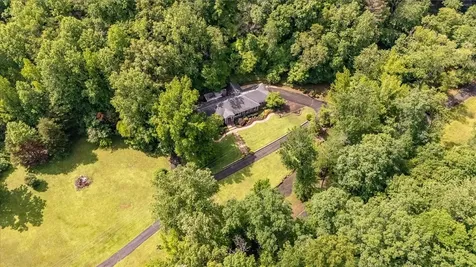 230 Raven Bluff Road Lawrenceburg TN 38464