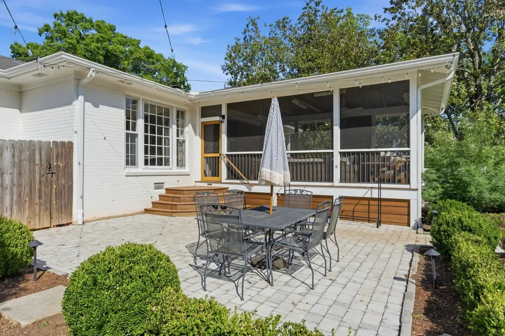 2709 Tyne Boulevard Nashville TN 37215