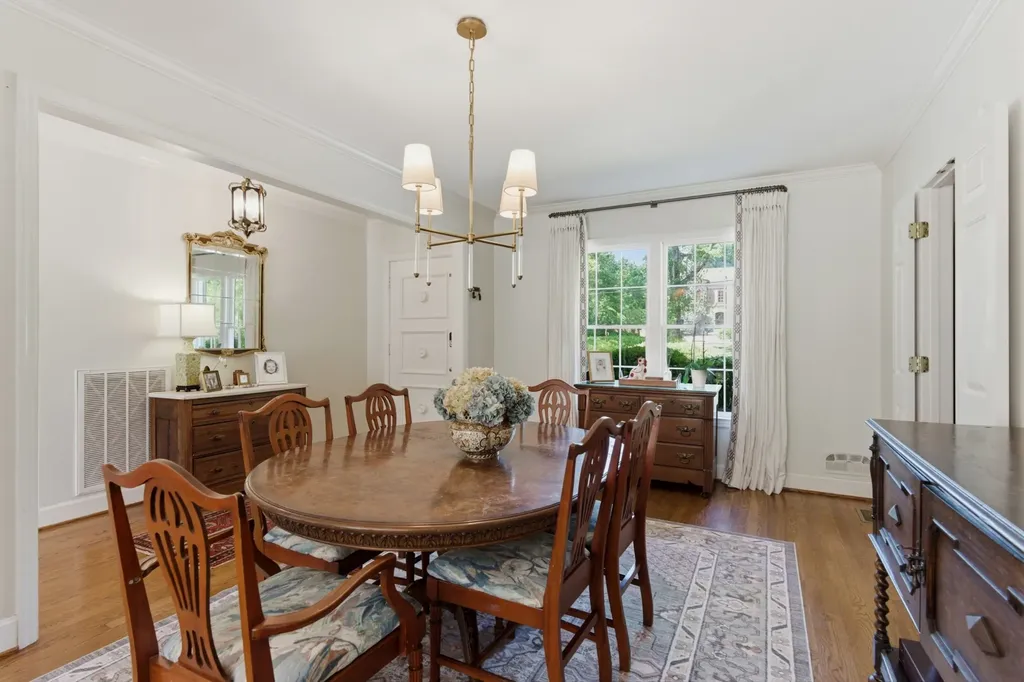 2709 Tyne Boulevard Nashville TN 37215