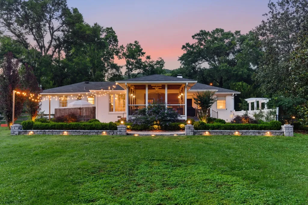 2709 Tyne Boulevard Nashville TN 37215