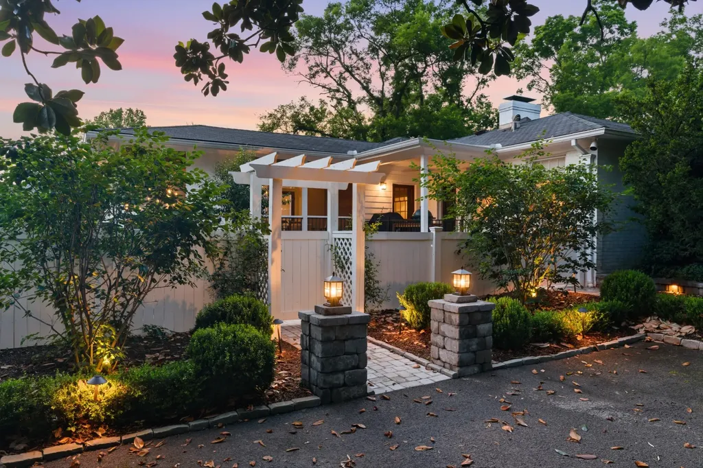 2709 Tyne Boulevard Nashville TN 37215