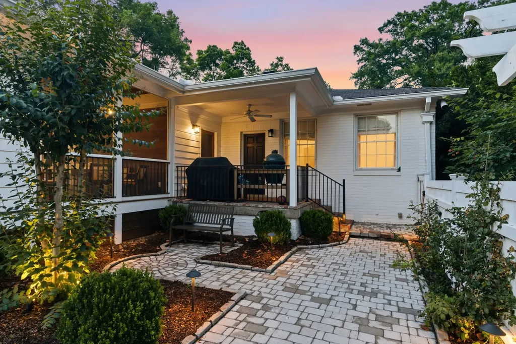 2709 Tyne Boulevard Nashville TN 37215