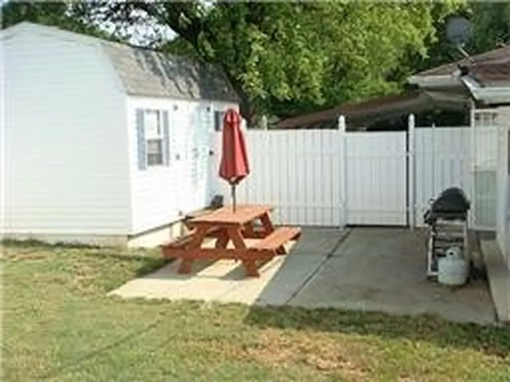 106 Rebecca Lane Clarksville TN 37042